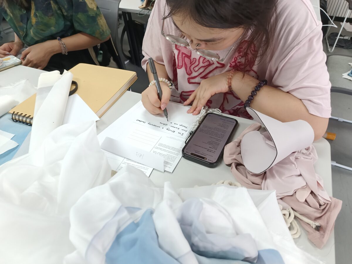 Lux(ury) of Air & Air Mail